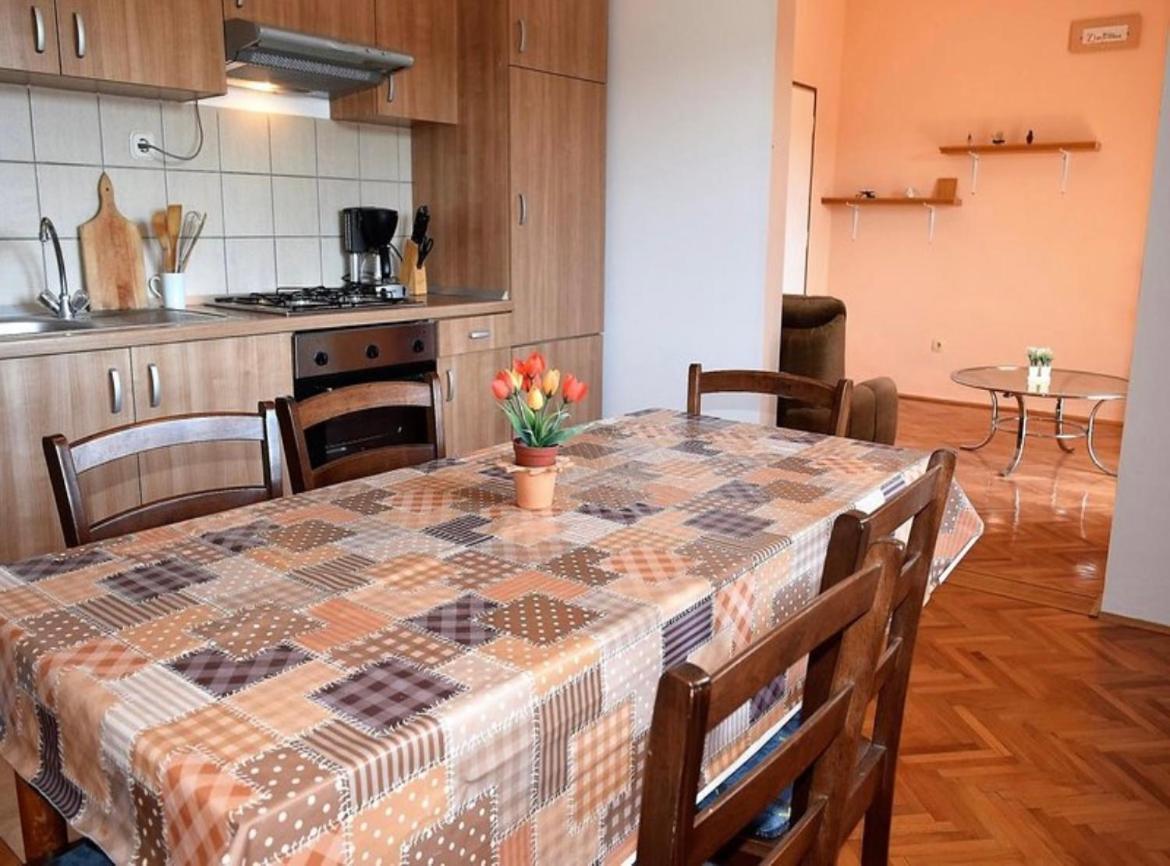 Apartment Eufemija-Rab Kampor Bagian luar foto